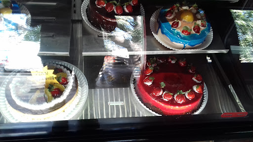 Pasteleria 3 hermanos