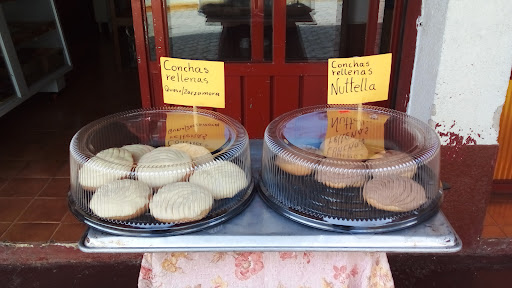 Yarin pan y pasteles
