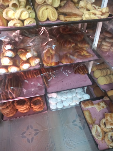Panadería y Pastelería Cuauhtemoc
