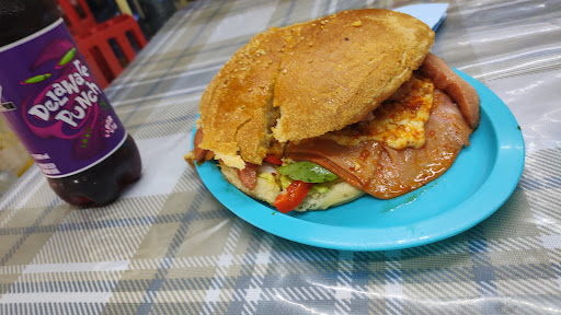 Tortas Itzel