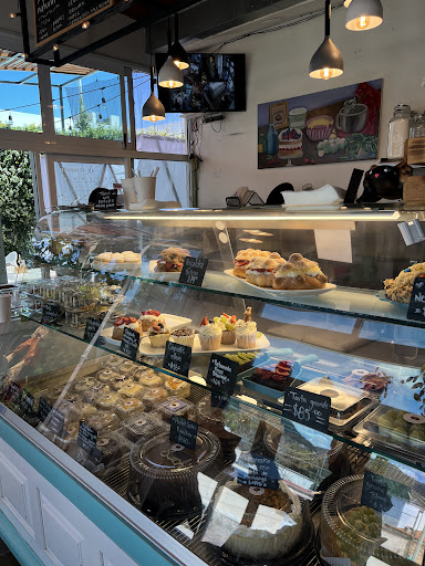 Aranzas Bakery