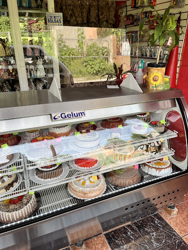 cherryss high quality cakes