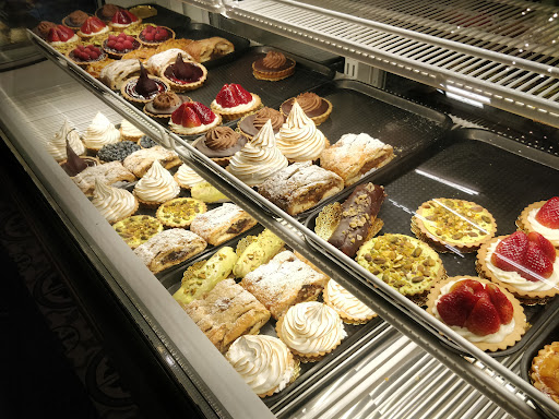 D' Raphael Pastelería y Cafetería