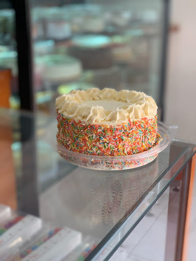 Loren’s Pastelería
