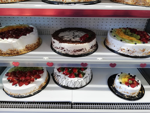 La Vienesa Río - Panadería & Pastelería