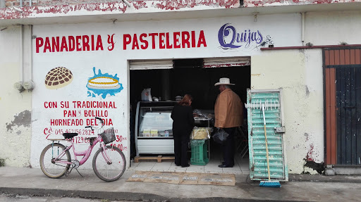 Panaderia Y Pasteleria Quijas-La Capilla