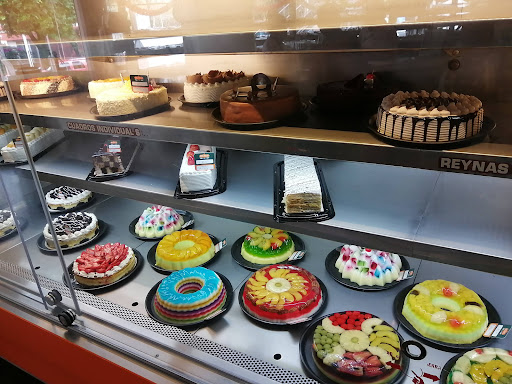 Pastelería y Panadería Lecaroz Horno