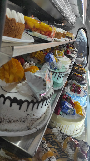 Pastelería "San Juan" (sucursal la cruz)