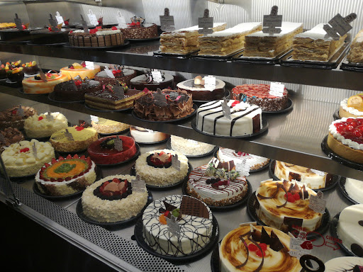 Pastelería y Panadería Lecaroz Balbuena