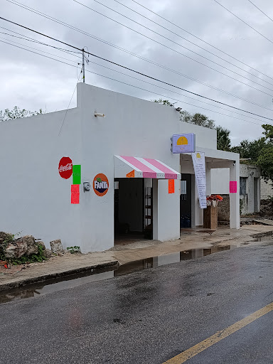 Minisuper y Pastelería El Faro