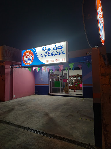 Pastelería y Panadería Kike's