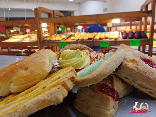 PANADERÍA Y PASTELERÍA LA VIEJA
