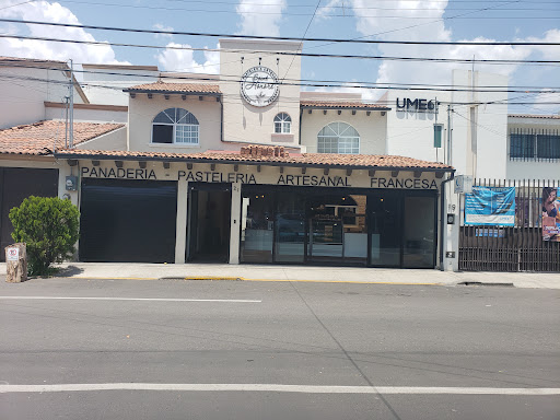 Saint Honoré Panadería Francesa