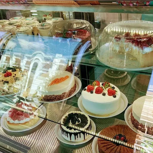 Moka Pastelería y Cafetería