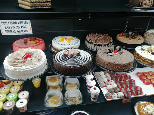 Pastelería y Panadería Lecaroz Mompani