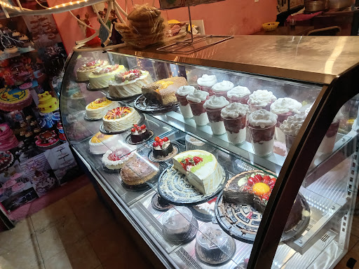 Pastelería Santiago Epigmenio