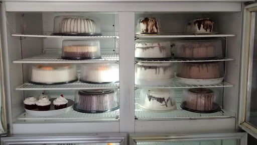 Manolo's Pastelería Fina