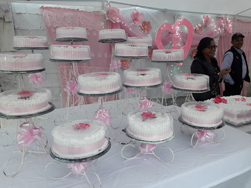 Pastelería Y Panadería "El Eden"