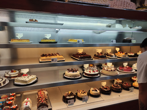 Panaderia y Pasteleria Peñon