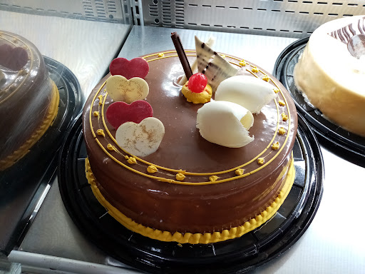 Panaderia y Pasteleria Los Chaneques
