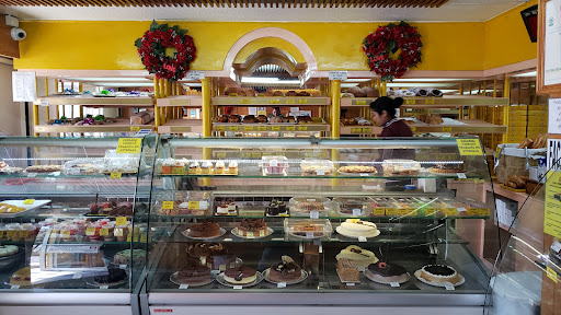 Pastelería El Pollito Sucursal Toluca
