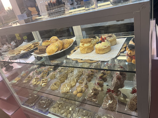 Lupita Bustos Pastelería y Café