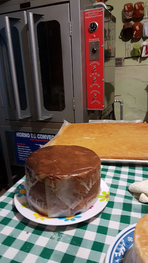 Mama Mia Alta Repostería y Eventos - Pasteles Profesionales