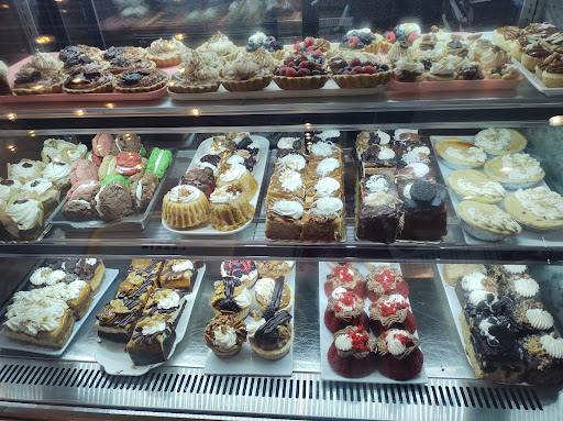 Astrid Fonseca | Repostería Creativa & Cafetería
