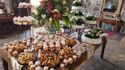Panadería Y Pastelería Chuyín Mora