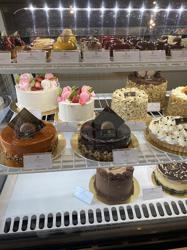 Mother & Son Pâtisserie