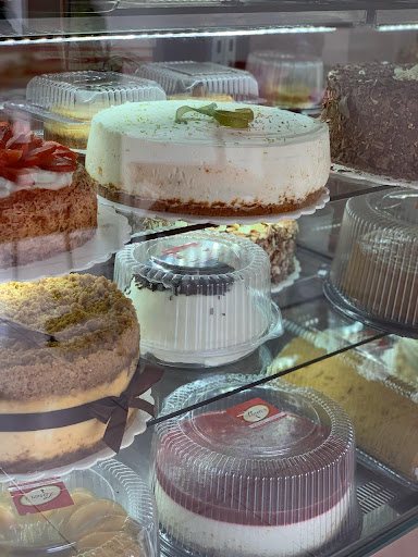 Loren’s Pastelería