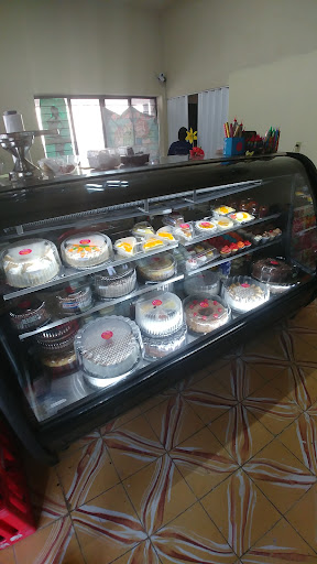 Pasteleria Rossy