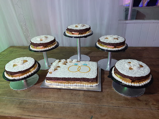 Pastelería El Maná