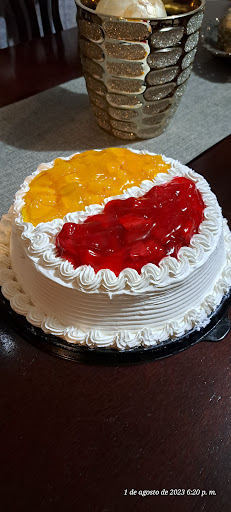 Panadería y Pastelería De León
