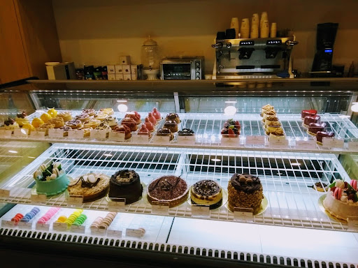 Mother & Son Pâtisserie (Plaza Midtown)