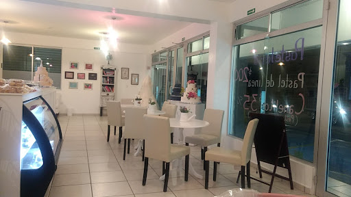 Maria Canela Cakes & Sweets