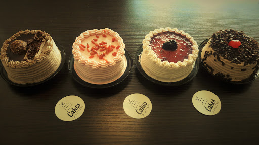 Pastelería Cakes In Gallery
