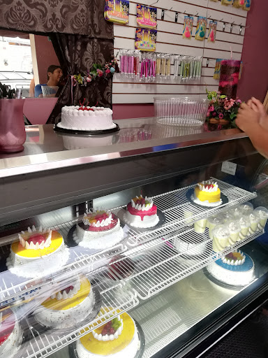 Pasteleria & Reposteria Dulcinea