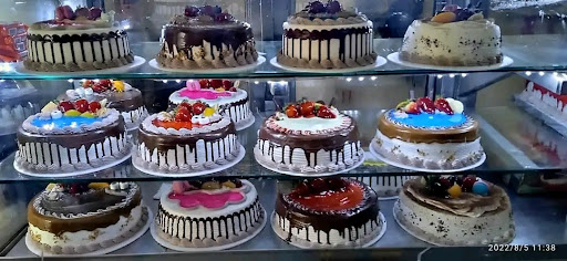 Panadería, pastelería y pizzeria san miguel y la casa del pastel