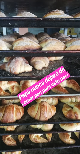 Panadería y Pastelería "La Luna"