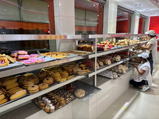 Panaderia Juanita.