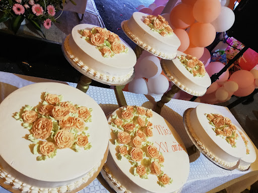 PASTELERÍA La Delicia